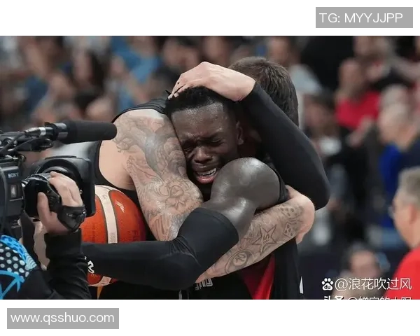 丹尼斯施罗德如何在NBA赛场上重塑自我与球队命运的传奇之路